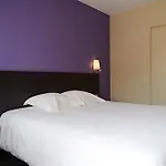 Logis La Lentillere - Restaurant Cote Parc 2* Lalacelle
