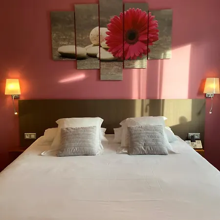 Logis Hotel La Lentillere - Restaurant Cote Parc Lalacelle