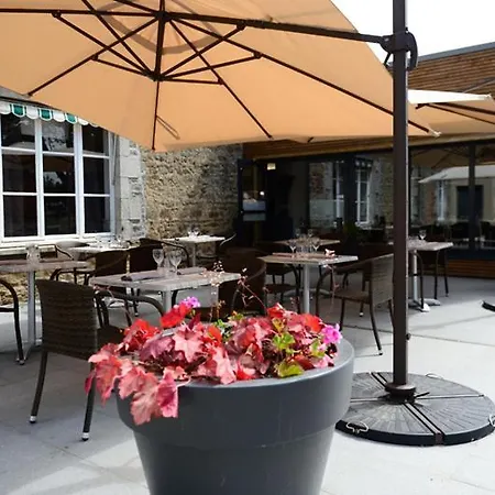 Logis La Lentillere - Restaurant Cote Parc Otel