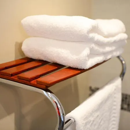 Logis Hotel La Lentillere - Restaurant Cote Parc