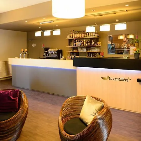 Logis La Lentillere - Restaurant Cote Parc Otel Lalacelle