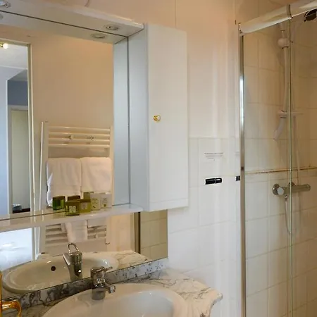 Logis La Lentillere - Restaurant Cote Parc