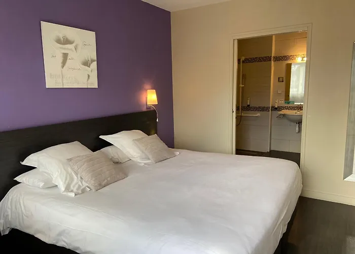 Logis La Lentillere - Restaurant Cote Parc Hotel Lalacelle