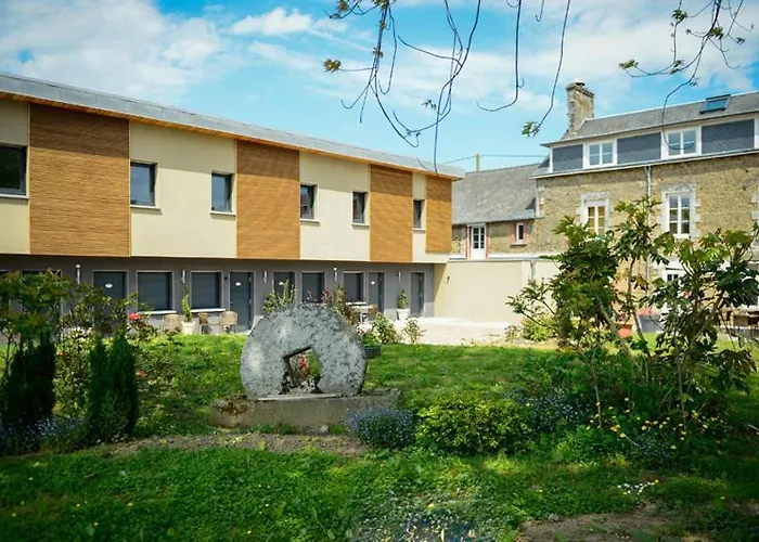 Logis La Lentillere - Restaurant Cote Parc