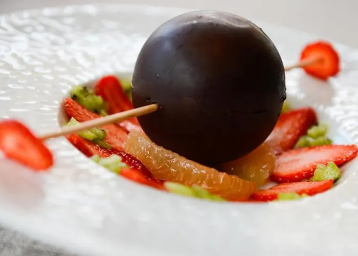 Logis La Lentillere - Restaurant Cote Parc 2* Lalacelle