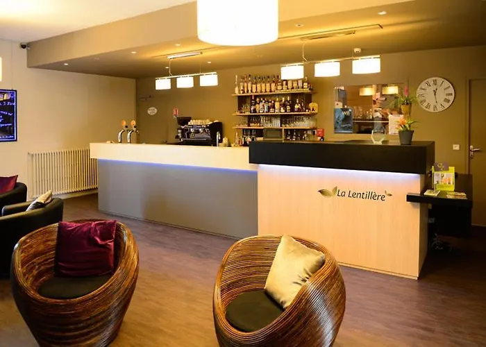 Logis La Lentillere - Restaurant Cote Parc Hotel Lalacelle