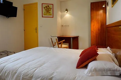 Logis La Lentillere - Restaurant Cote Parc 2*