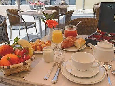 Logis La Lentillere - Restaurant Cote Parc Hotel 2*