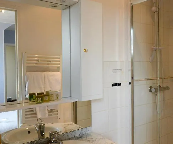 Logis La Lentillere - Restaurant Cote Parc